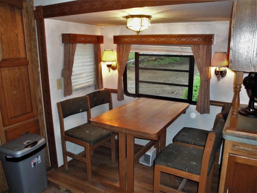 Отель Dark Ridge Hideout Elk Park Экстерьер фото